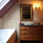 Les Confidences De Messire Sanglier, Stylished Beauraing