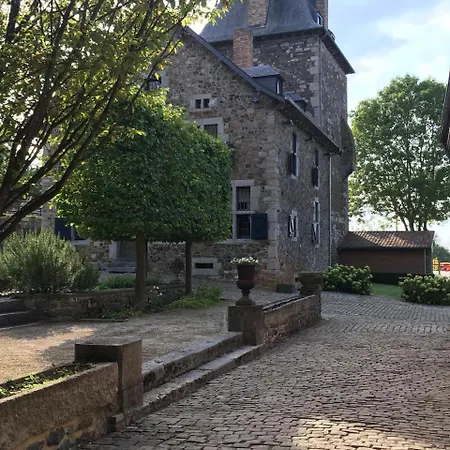 Les Confidences De Messire Sanglier, Stylished Country house *
