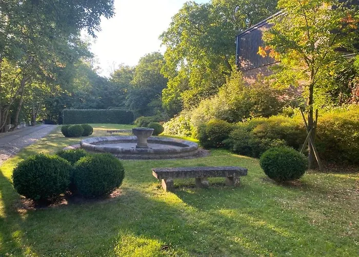 Les Confidences De Messire Sanglier, Stylished Landsted