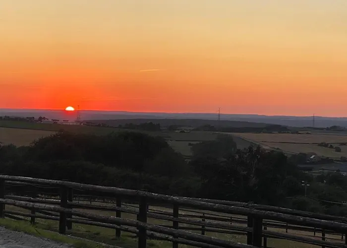 Les Confidences De Messire Sanglier, Stylished Летний дом *