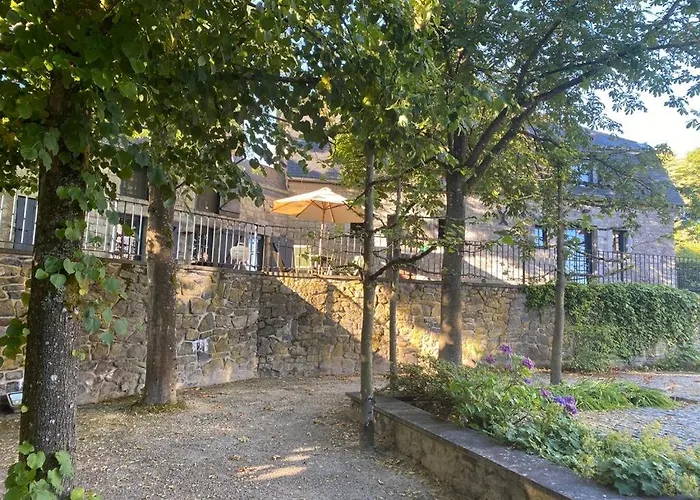 Lantställe Les Confidences De Messire Sanglier, Stylished *