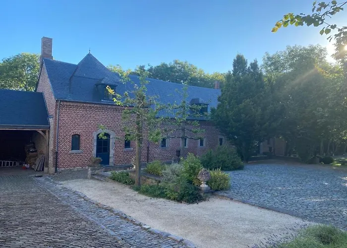 Landsted Les Confidences De Messire Sanglier, Stylished