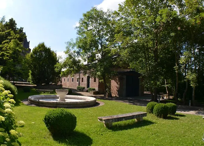 Les Confidences De Messire Sanglier, Stylished Летний дом *