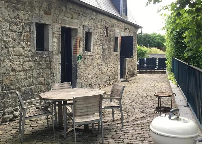 Les Confidences De Messire Sanglier, Stylished Landsted *