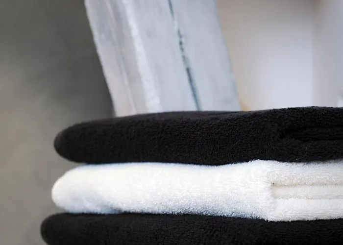 Les Confidences De Messire Sanglier, Stylished * Beauraing