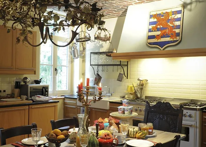 Landsted Les Confidences De Messire Sanglier, Stylished Beauraing