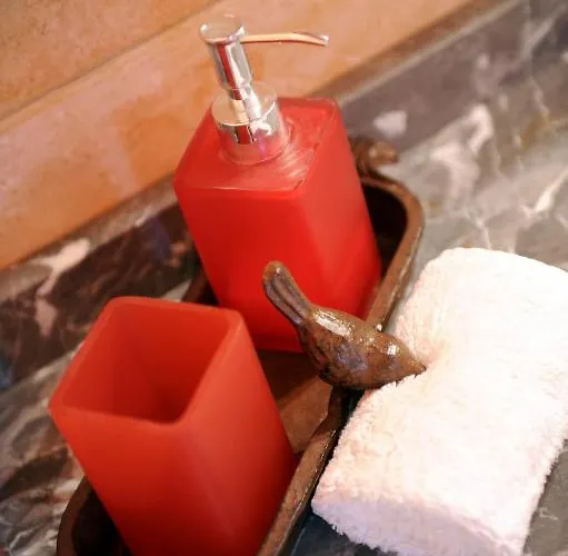 Landsted Les Confidences De Messire Sanglier, Stylished