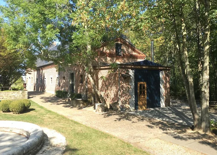 Les Confidences De Messire Sanglier, Stylished Landsted