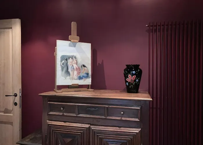 Les Confidences De Messire Sanglier, Stylished *